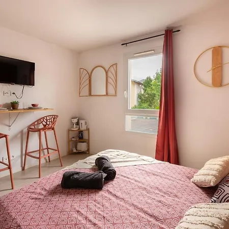 Apartment Boho, Proche Gare - Wifi Lourdes